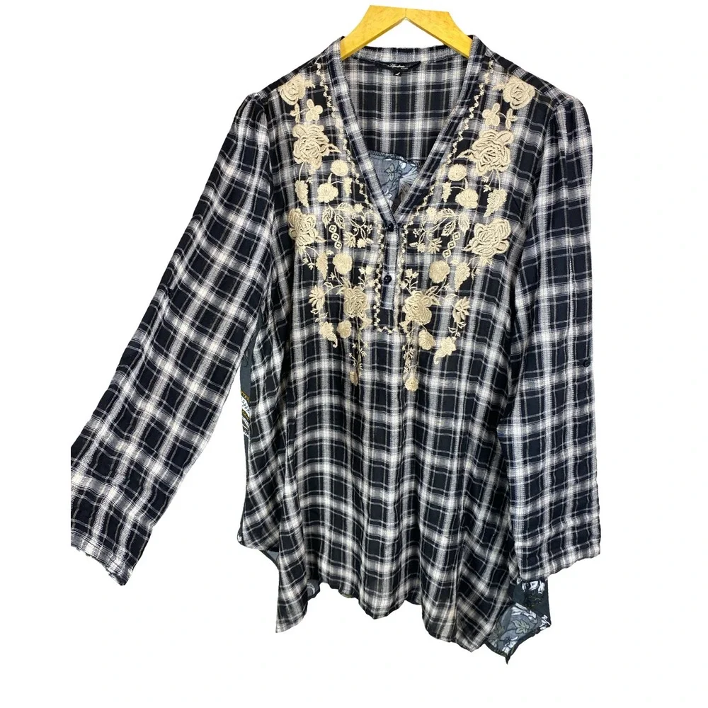 Andree by UNIT Plaid Floral Embroidered Long Tunic Top L Boho Paisley Lagenlook